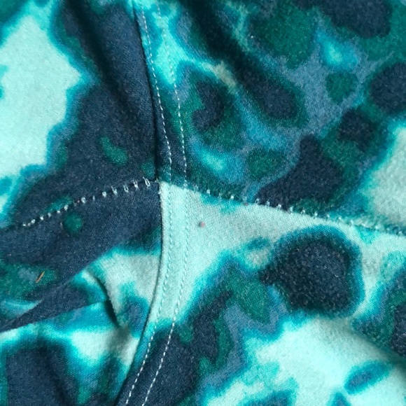 SOLD Lularoe OS Leggings - Picture 3 of 3